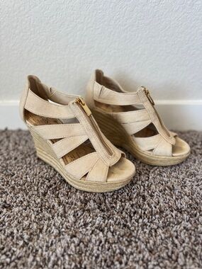 Merona Beige Canvas Espadrille Wedge Sandals with Gold Zip